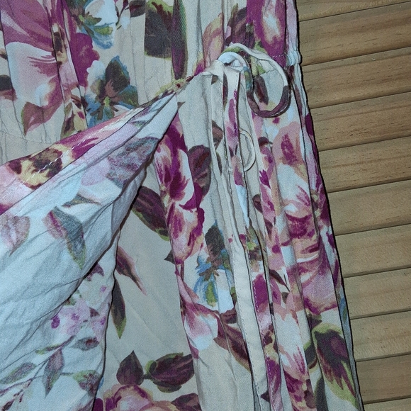 Band of Gypsies Floral Maxi Dress - Pink and Cream - Picture 7 of 9